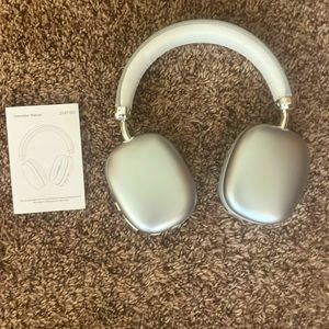 Off brand Apple Headphones